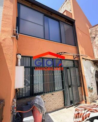 Appartamento di 160 m² con 5 locali a Mondragone