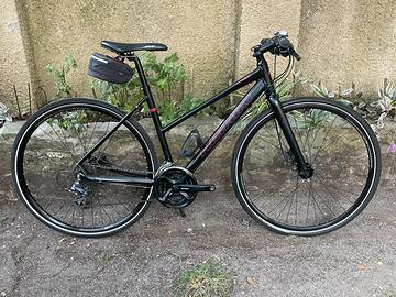 Bici donna 28 trekking/city/touring freni idraulic