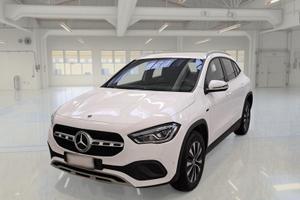 MERCEDES-BENZ GLA 250 AUTOMATIC EQ-POWER BUS EXTRA