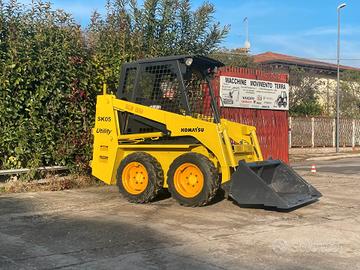 P32 Mini pala Komatsu SK 05 targata