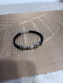 Bracciale in caucciu’