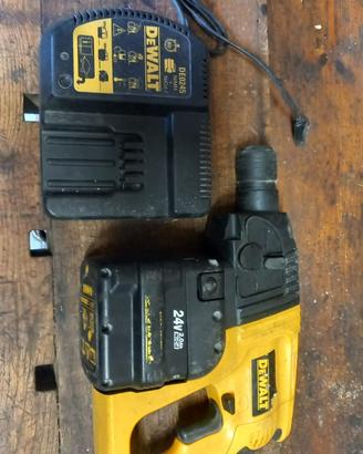 Trapano tassellatore De Walt