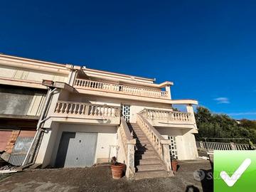 Villa a Schiera Su 4 Livelli Montebello Jonico