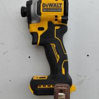 Avvitatore ad impulsi Dewalt