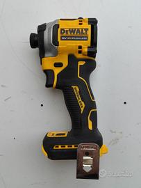 Avvitatore ad impulsi Dewalt