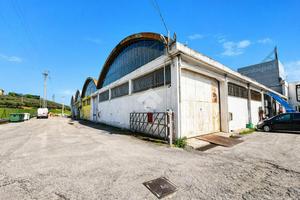 CAPANNONE A MOSCIANO SANT'ANGELO