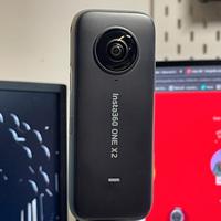 Insta360 x2