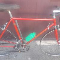 Bici e ricambi magazzino