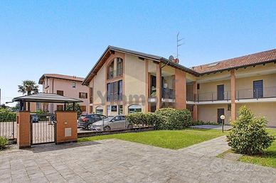 Appartamento di 113 m² con 3 locali e posto auto a