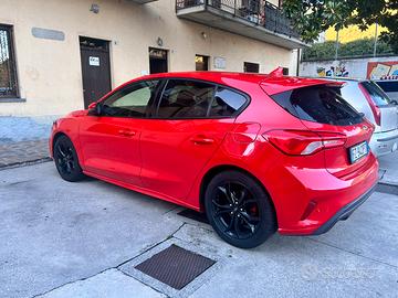Ford focus st line
