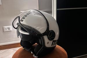 Casco momo design