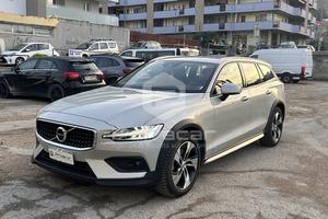 VOLVO V60 Cross Country D4 AWD Geartronic Business