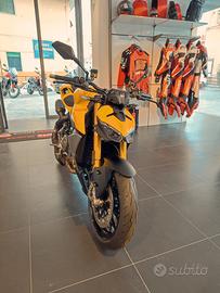 Ducati Streetfighter V2 S gialla anno 2026