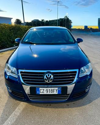 VOLKSWAGEN PASSAT 2.0 TDI Sportline
