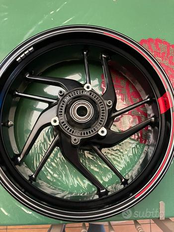 Cerchio posteriore ducati monster 797