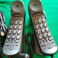 coppia telefoni a cornetta intercomunicanti