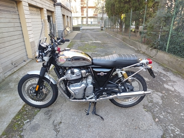 Royal Enfield Interceptor Chrome Euro4