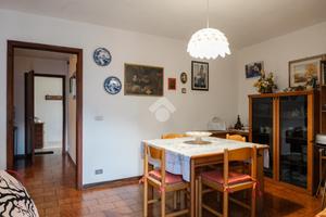 CASA SEMINDIPENDENTE A VALLARSA