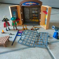 Avamposto Marina con pirata Playmobil 