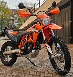 KTM 690 Enduro - 2022