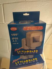 RILEVATORE DI PRESENZA con spegnimento temporizzat