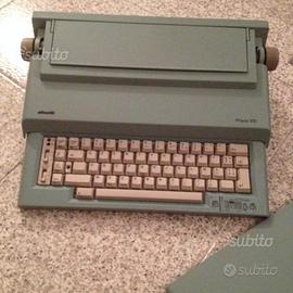 Macchina da scrivere Olivetti