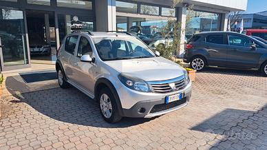 Dacia Sandero 1.2 16V Lauréate OK NEO PATENTATI