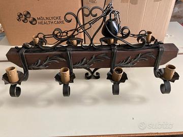 Lampadario 8 luci in legno e ferro