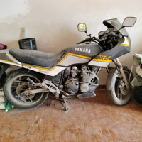 Yamaha XJ600