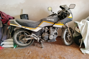 Yamaha XJ600