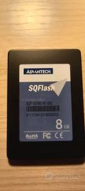 SQ FLASH MEMORY SATA per uso industriale 8GB