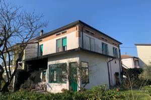 Casa storica sulle Destra Po, Berra