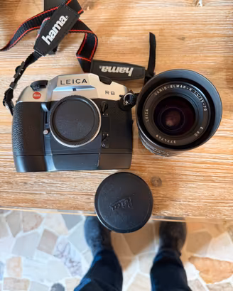 LEICA R8 CON OBIETTIVO  VARIO ELMAR 35/70