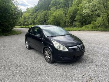 Opel Corsa D 1.2 (Ideale per Neopatentati)