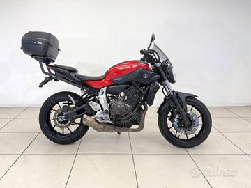 YAMAHA MT-07 690