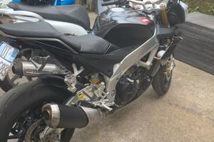 Aprilia Tuono 1000 V4 luglio 2011