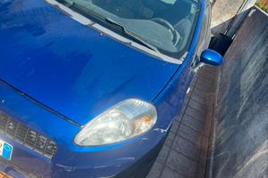 Fiat grande punto LEGGI
