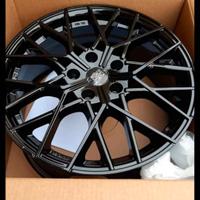 Cerchi MSW completi di gomme