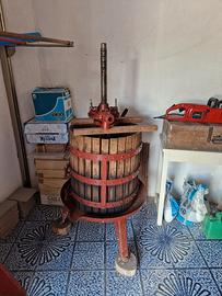 Attrezzatura per vino