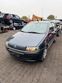 Ricambi Fiat Punto 1.2 5P Anno 2000 Codice Motore 