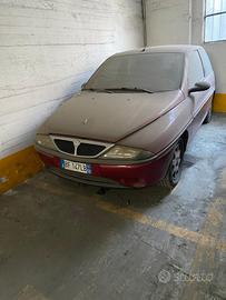 Auto Lancia Y usata