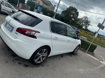 Peugeot 308 BlueHDi 120 allure