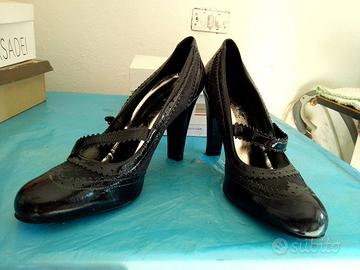 scarpe décolleté pelle vernice Divine Follie 40