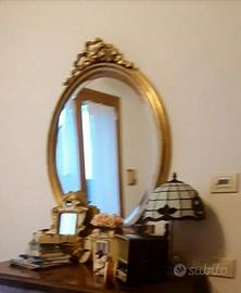 specchio in foglia d'oro