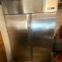 ARMADIO REFRIGERATO PROFESSIONALE