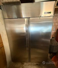 ARMADIO REFRIGERATO PROFESSIONALE