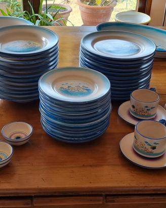 Servizio di piatti in ceramica di Vietri