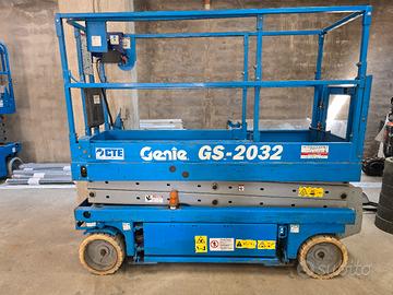 Piattaforma verticale elettrica Genie  GS2032