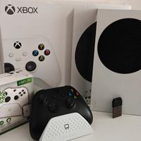 Xbox Series S + scheda di espansione + caricatore