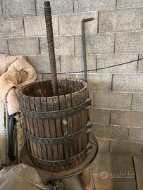 Torchio per vino